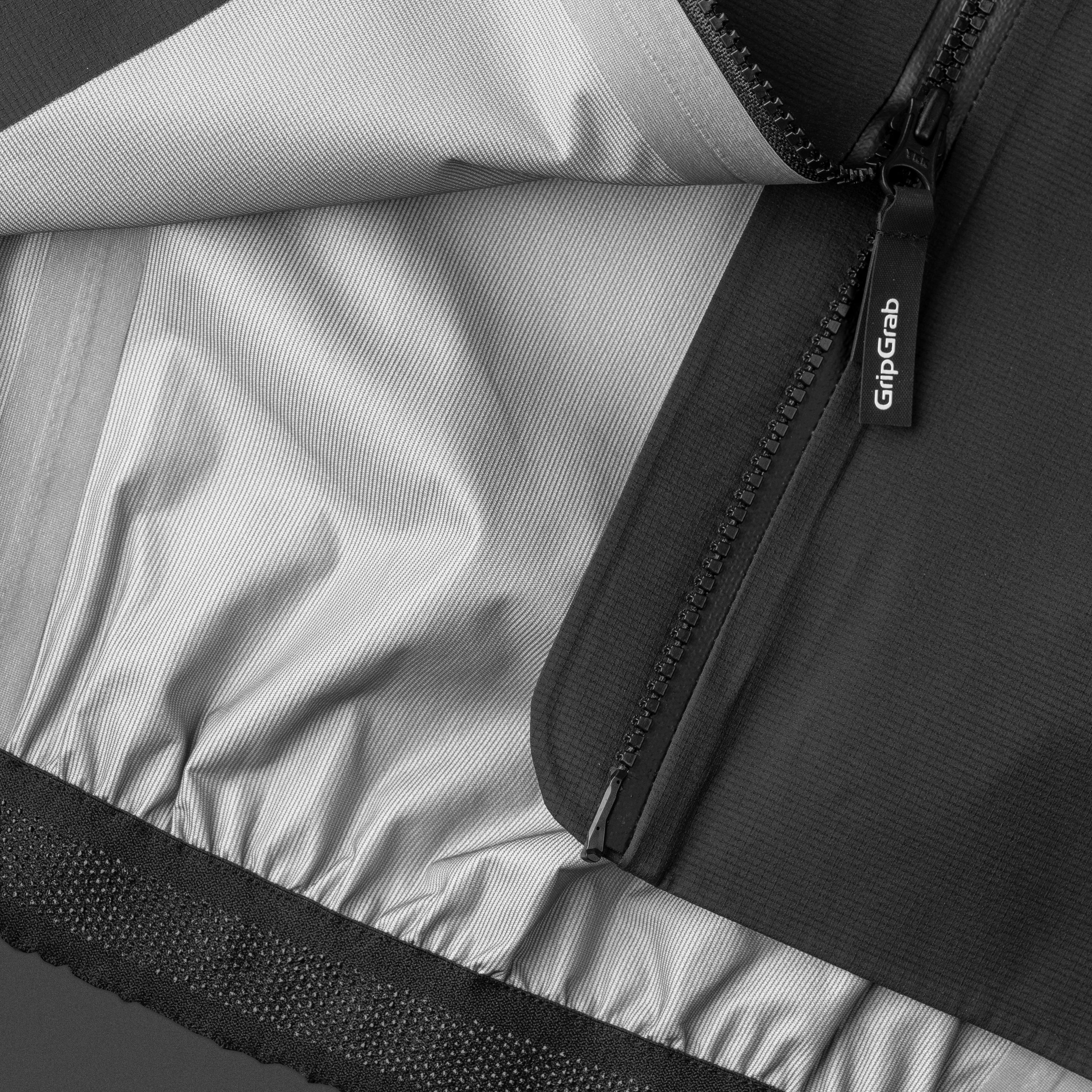 Women’s PACR Waterproof Lightweight Jacket